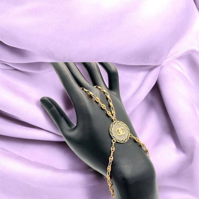 Pulsera manita calabrote de oro de 18k