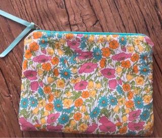 Bolsito tela Liberty estampado floral
