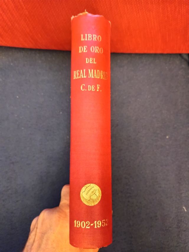 Libro de oro del Real Madrid C.F(1902-1952)