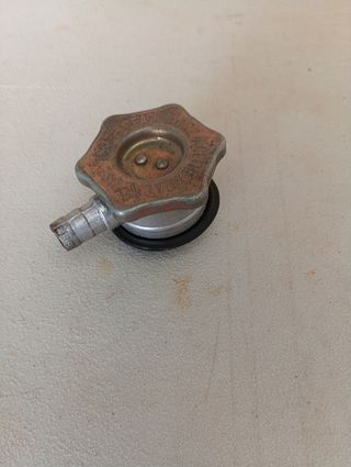 SEAT 600, 850, 133, 127, ETC. Tapón depresor gases