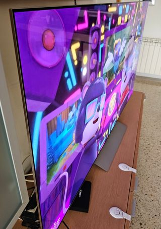 Televisión LG C2 65" Blanco