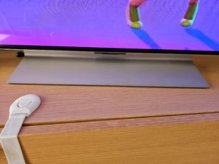 Televisión LG C2 65" Blanco