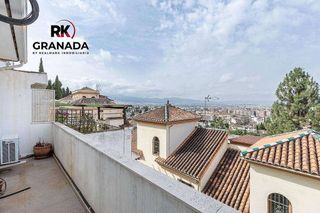 Casa adosada en venta en San Matías - Realejo en Granada