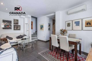 Casa adosada en venta en San Matías - Realejo en Granada