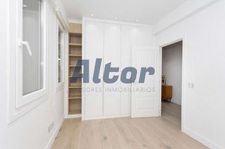 Piso en alquiler en Almagro en Madrid