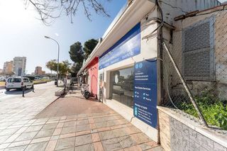 Oficina en alquiler en Playa de los Boliches en Fuengirola