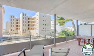 Piso en venta en Salatar en Roses