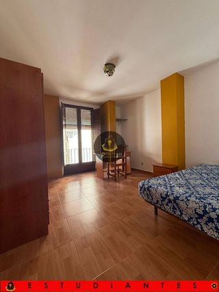 Piso en alquiler en Centro - Sagrario en Granada