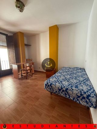 Piso en alquiler en Centro - Sagrario en Granada