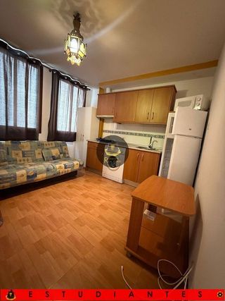 Piso en alquiler en Centro - Sagrario en Granada