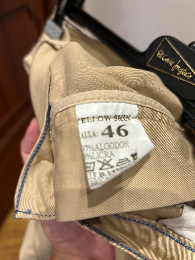 Pantalón corto Yellow skin talla 46