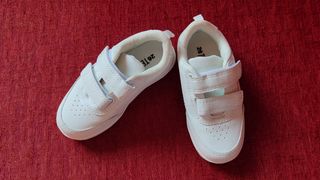 Deportivas Blancas Talla 26