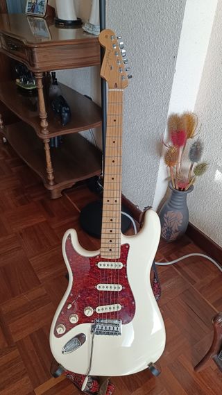 Fender American Standard 2015 Zurdo con BKP
