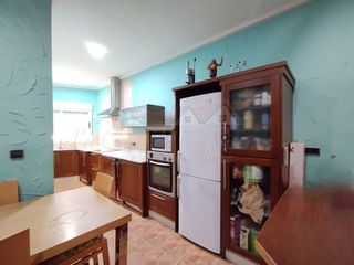 Chalet en venta en Elda