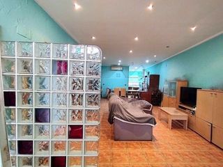 Chalet en venta en Elda