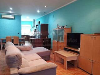 Chalet en venta en Elda
