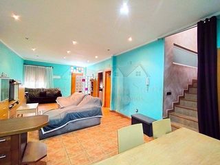 Chalet en venta en Elda