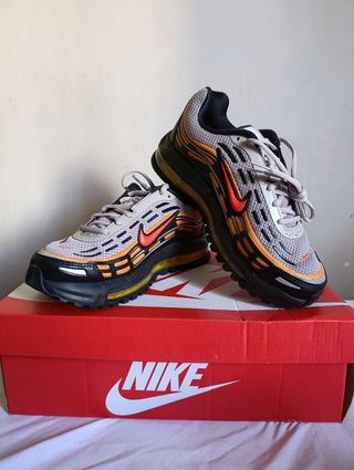 Nike Air Max Tailwind 4 Gris Naranja