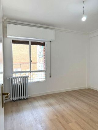 Piso en alquiler en Concepción en Madrid