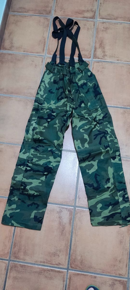 Pantalón Militar Impermeable Camuflaje con tirante