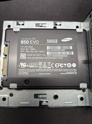 Mini PC ASUS PN40 