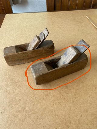 2 Cepillos de carpintero de madera