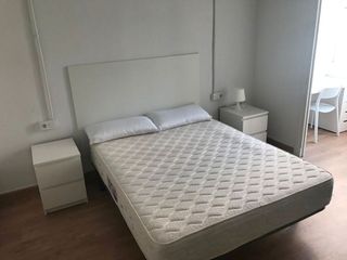 Piso en venta en Cuatro Caminos - Plaza de la Cubela en Coruña (A)
