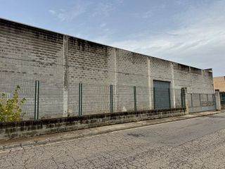 Nave industrial en alquiler en Sils