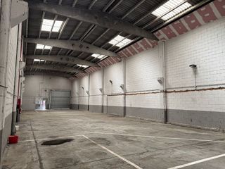 Nave industrial en alquiler en Sils