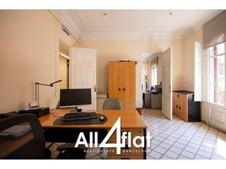 Oficina en alquiler en El Gòtic en Barcelona