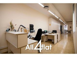 Oficina en alquiler en El Gòtic en Barcelona