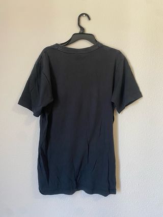Camiseta Nike Negra con Logo Rayas