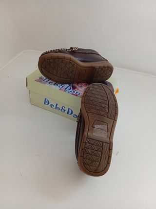 Náuticos niño T26 marrones