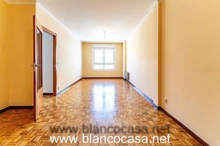 Piso en alquiler en Carballo