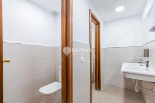 Oficina en alquiler en Tres Olivos - Valverde en Madrid