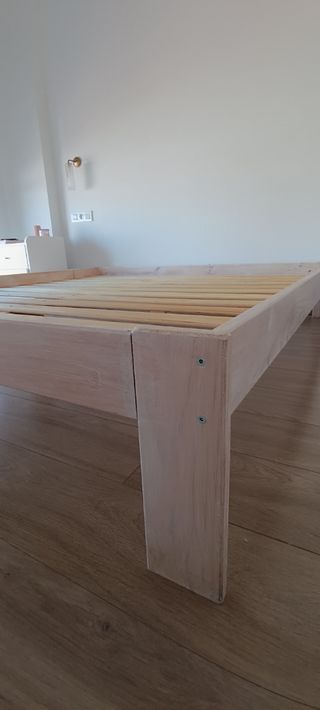 Base Cama LUFE 180x200 Pino