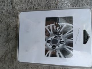 Kit Tornillos Antirrobo Coche Antivol