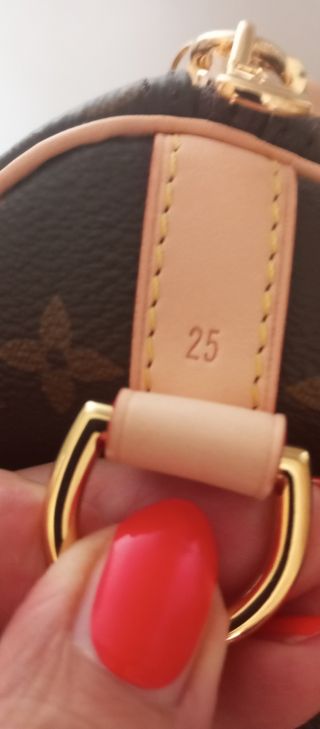 Louis Vuitton Speedy 25 con tracolla