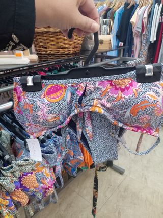 Lote 100 piezas de baño
