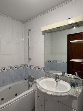 Piso en alquiler en Riazor - Los Rosales en Coruña (A)