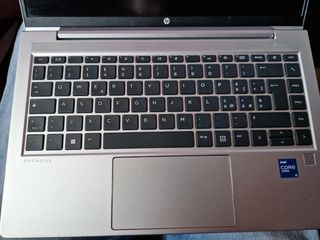 HP 640 G8 i5-1145G7 Argento
