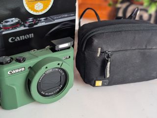 Canon PowerShot G7X Mark II negra