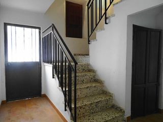 Villa en venta en Zubia (La)