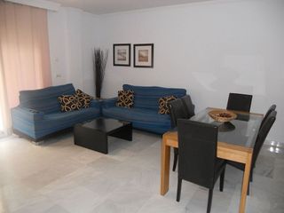 Piso en alquiler en Centro Urbano en Estepona