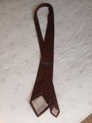 Corbata Marco Pascali Marrón Rayas
CravattediLusso
