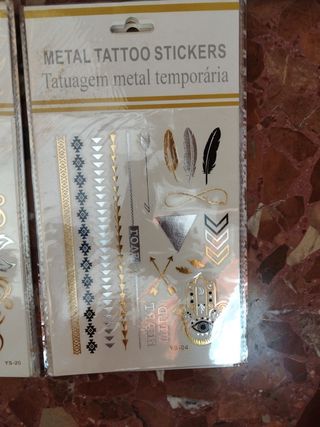 Tatuajes temporales metalizados dorados y plateado
