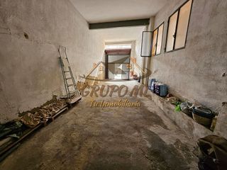 Garaje en venta en Ctra. Circunvalación - La Magdalena en Jaén