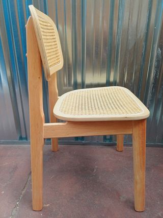 Sillas de comedor de madera y ratán