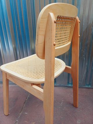 Sillas de comedor de madera y ratán