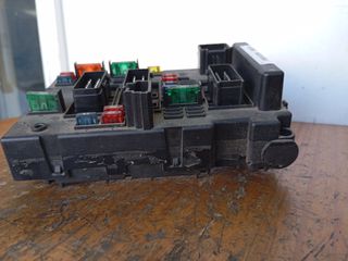 Caja Fusibles BSM B4 Peugeot- Citroën
